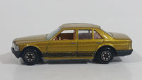 Yatming No. 8915 Mercedes Sedan Golden Gold Die Cast Toy Car Vehicle