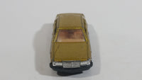 Yatming No. 8915 Mercedes Sedan Golden Gold Die Cast Toy Car Vehicle