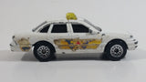 2002 Matchbox Ford Crown Victoria Police Cops White Die Cast Toy Car Vehicle McDonald's Happy Meal