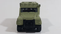 2010 Matchbox Jungle Explorers Land Rover Defender Flat Olive Green Die Cast Toy Car Vehicle