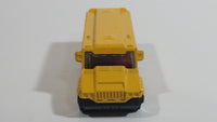 2001 Matchbox City Dudes School Bus "Burton Hill Elementary" Buffalos Yellow Die Cast Toy Car Vehicle with Opening Door