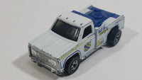 1977 Hot Wheels Flying Colors Ramblin' Wrecker Tow Truck Rig White Die Cast Toy Car Vehicle - Malaysia