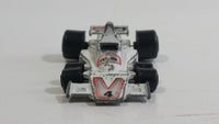 HTF Unknown Brand No. 7824 Elf Formula 1 Texaco #4 White Die Cast Toy Race Car Vehicle