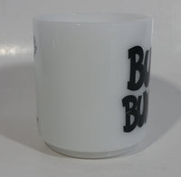 Vintage 1975 Warner Bros. Bugs Bunny Cartoon Character Eating a Carrot Milk Glass Coffee Mug Cup