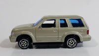 MotorMax No. 6061 Ford Explorer Silver Grey Die Cast Toy Car Sport Utility Vehicle SUV