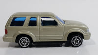 MotorMax No. 6061 Ford Explorer Silver Grey Die Cast Toy Car Sport Utility Vehicle SUV