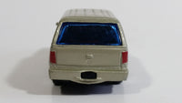 MotorMax No. 6061 Ford Explorer Silver Grey Die Cast Toy Car Sport Utility Vehicle SUV