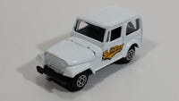 Welly No. 3333 Jeep CJ-7 White "SunRay" Die Cast Toy Car Vehicle with Opening Hood