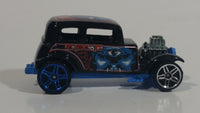 2006 Hot Wheels Highway Horror '32 Ford Vicky Metalflake Black Die Cast Toy Car Hot Rod Vehicle