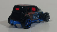 2006 Hot Wheels Highway Horror '32 Ford Vicky Metalflake Black Die Cast Toy Car Hot Rod Vehicle