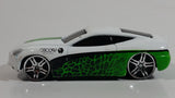 2012 Maisto Marvel The Amazing Spider-Man V7 Lizard White "Oscorp" Die Cast Toy Car Vehicle