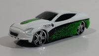 2012 Maisto Marvel The Amazing Spider-Man V7 Lizard White "Oscorp" Die Cast Toy Car Vehicle