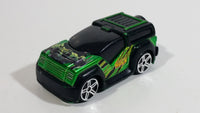 2012 Maisto Marvel FM Rover The Incredible Hulk Character Metallic Green and Black Die Cast Toy Car Vehicle