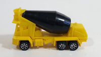 1995 Hot Wheels Oshkosh Cement Mixer Yellow & Black Die Cast Toy Truck Construction Vehicle