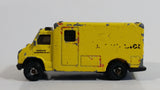 1997 Hot Wheels Rescue Squad American Ambulance Yellow Die Cast Toy Car Emergency Paramedics Rescue Vehicle 3SP