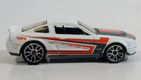 2011 Hot Wheels Night Burnerz '07 Shelby GT500 White Die Cast Toy Muscle Car Vehicle