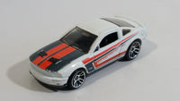 2011 Hot Wheels Night Burnerz '07 Shelby GT500 White Die Cast Toy Muscle Car Vehicle