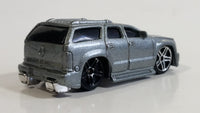 2003 Hot Wheels Cadillac Escalade Metalflake Silver Die Cast Toy Car Luxury SUV Vehicle