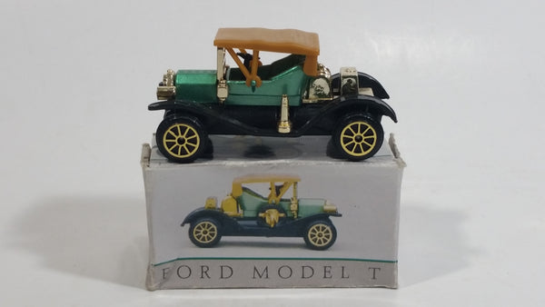 Vintage Reader's Digest High Speed Corgi Ford Model T Mint Green & Gold No. 304 Classic Die Cast Toy Antique Car Vehicle