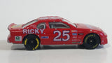 1997 Racing Champions Chevrolet Monte Carlo Nascar #25 Hendrick Motorsports Ricky Craven Red Toy Race Car Vehicle 1:64 Scale