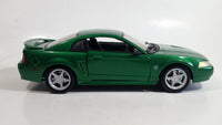 Maisto 1999 Ford Mustang GT 1/18 Scale Green Die Cast Toy Car Vehicle with Opening Doors, Hood, and Trunk