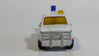 1997 Matchbox GMC Wrecker Truck CAA White Die Cast Toy Car Vehicle