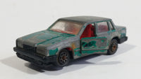 Majorette Volvo 760 GLE Sedan No. 230 Green 1/61 Scale Die Cast Toy Car Vehicle with Opening Doors