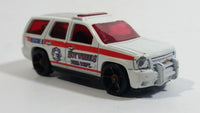 2009 Hot Wheels HW City Works '07 Chevy Tahoe Fire Dept. Rescue #8 White Die Cast Toy Car Emergency Vehicle