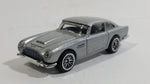 2010 Hot Wheels Aston Martin 1963 DB5 Silver Die Cast Toy Car Vehicle