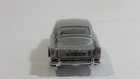 2010 Hot Wheels Aston Martin 1963 DB5 Silver Die Cast Toy Car Vehicle