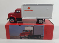 1988 International Model 4000 Van Body Truck Authentic Scale Model Die Cast Toy Car Vehicle New in Box