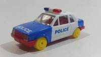 Maisto Ford Escort 1.6i White and Blue Police Die Cast Toy Car Emergency Rescue Vehicle