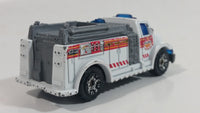 2002 Matchbox Highway Rescue Fire Truck White Die Cast Toy Car Firefighting Rescue Emergency Vehicle