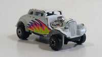 1993 Matchbox 33 Willys Street Rod White Die Cast Toy Car Vehicle