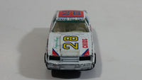 Yatming Ford Mustang Pace Car No. 1028 White Die Cast Toy Muscle Race Car Vehicle