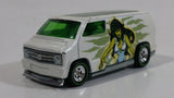 2017 Hot Wheels Pop Culture: Women of Marvel She-Hulk Custom '77 Dodge Van White Die Cast Toy Car Vehicle