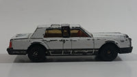 1989 Matchbox Lincoln Town Car White Die Cast Toy Car Vehicle - Macau