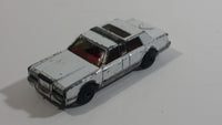 1989 Matchbox Lincoln Town Car White Die Cast Toy Car Vehicle - Macau