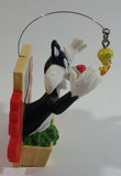 1998 Applause Warner Bros. Looney Tunes Sylvester The Cat Trying To Catch Tweety Bird Out Of A Window 3D Fridge Magnet