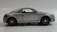 2000 New Ray Audi TT Silver Grey Pull Back Motorized Friction 1/43 Scale Die Cast Toy Car Vehicle with Opening Doors