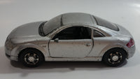 2000 New Ray Audi TT Silver Grey Pull Back Motorized Friction 1/43 Scale Die Cast Toy Car Vehicle with Opening Doors