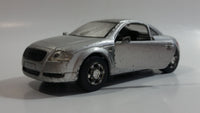 2000 New Ray Audi TT Silver Grey Pull Back Motorized Friction 1/43 Scale Die Cast Toy Car Vehicle with Opening Doors