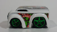 2005 Hot Wheels Crazed Clowns II Blings Dairy Delivery Van White Die Cast Toy Car Vehicle