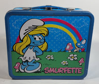 2010 Peyo The Smurfs Smurfette Blue Embossed Tin Metal Lunch Box