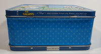 2010 Peyo The Smurfs Smurfette Blue Embossed Tin Metal Lunch Box