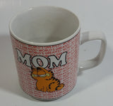 Enesco United Features Syndicate Jim Davis "World's Greatest Mom" Garfield Ceramic Coffee Mug E-7416