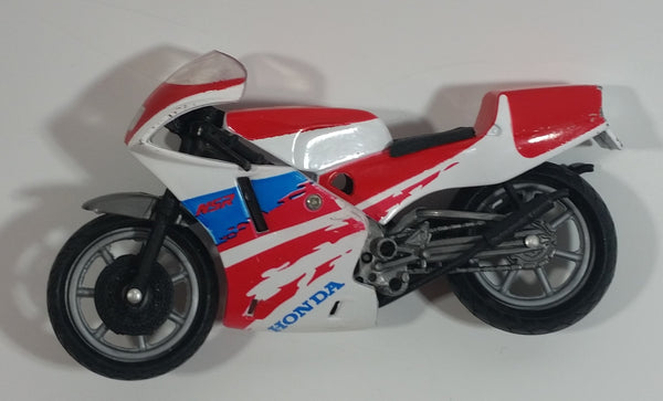 Honda NSR Motorcycle Street Bike 1:18 Scale Plastic and Die Cast Toy Vehicle