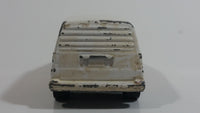 1986 Hot Wheels Flip Outs Vaultin' Van Ford Aerostar White Die Cast Toy Car Vehicle - Hong Kong