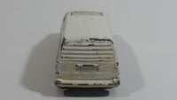 1986 Hot Wheels Flip Outs Vaultin' Van Ford Aerostar White Die Cast Toy Car Vehicle - Hong Kong