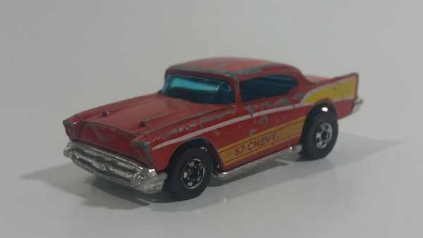 Vintage 1977 Hot Wheels Flying Colors '57 Chevy Red Die Cast Toy Classic Car Vehicle